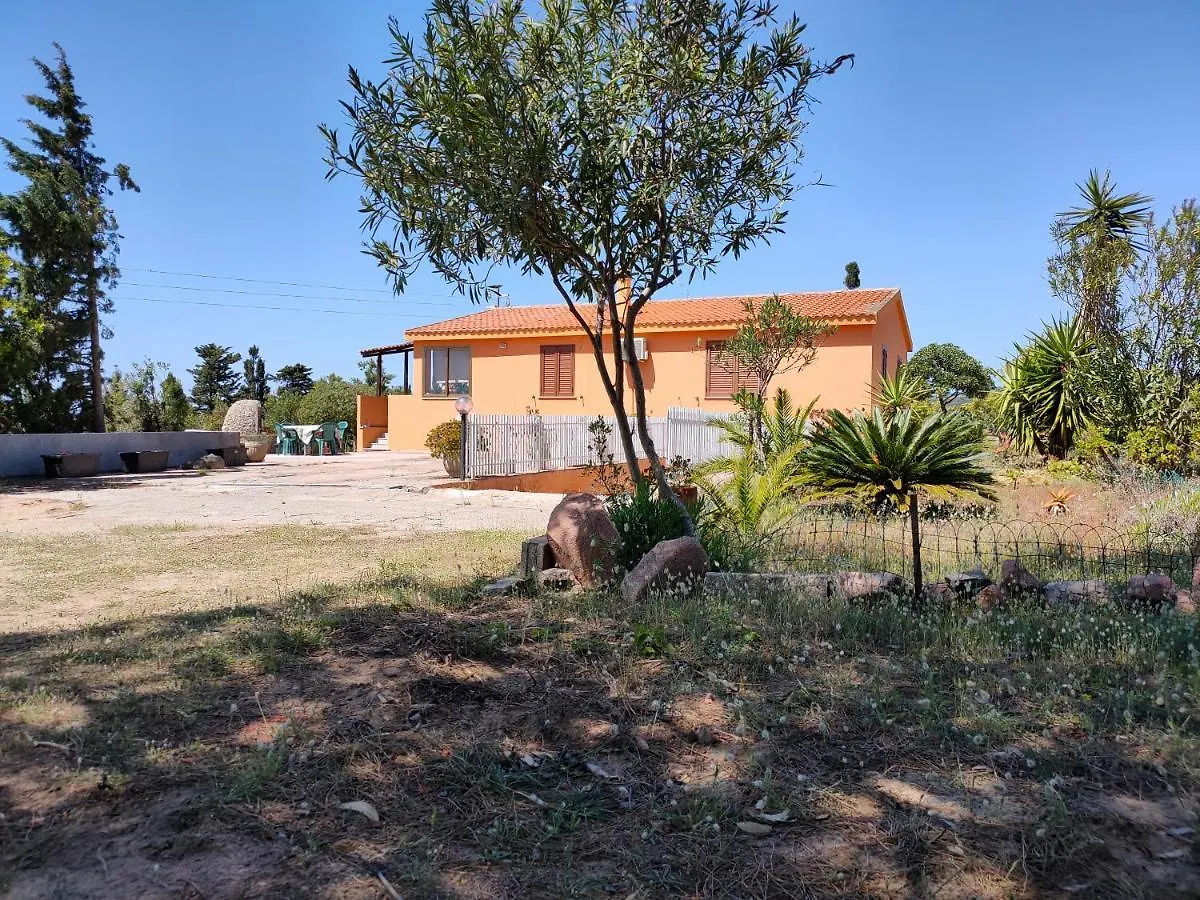 Villa Dei Ginepri Badesi